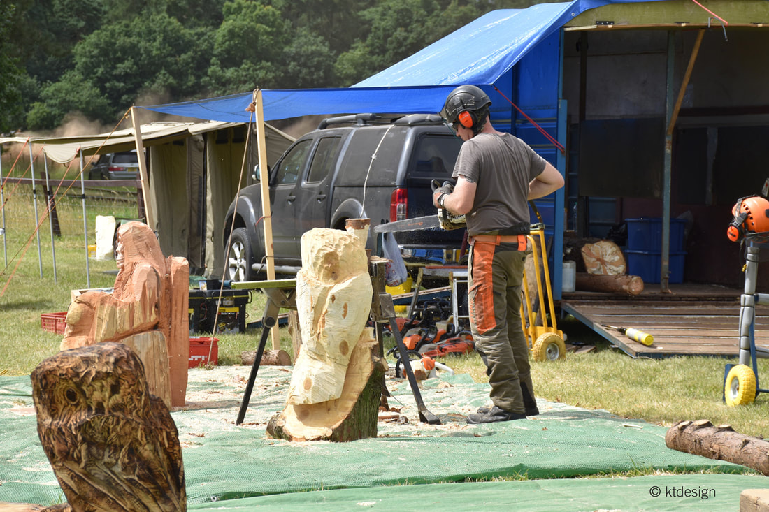 Weeting Rally Chainsaw carving